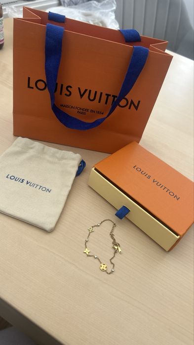 Louis vuitton гривна (имитация)