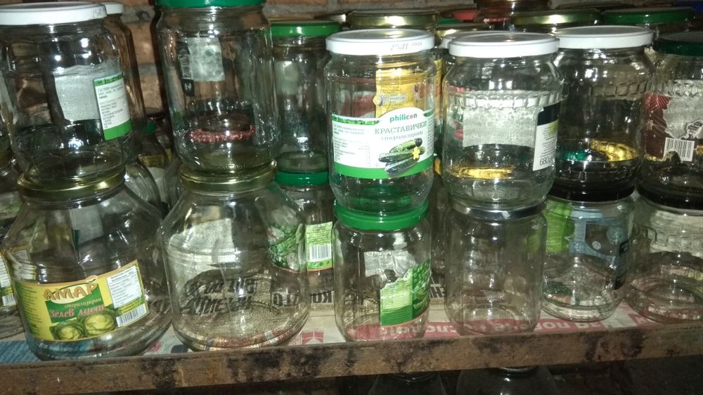 Буркани с винт и капачки