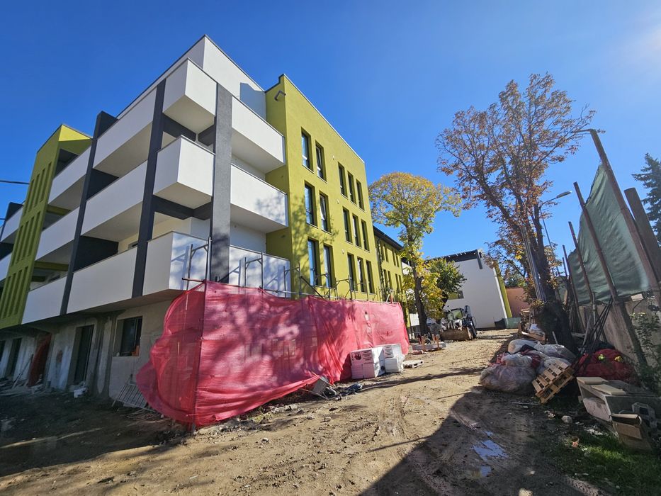 Apartament trei camere