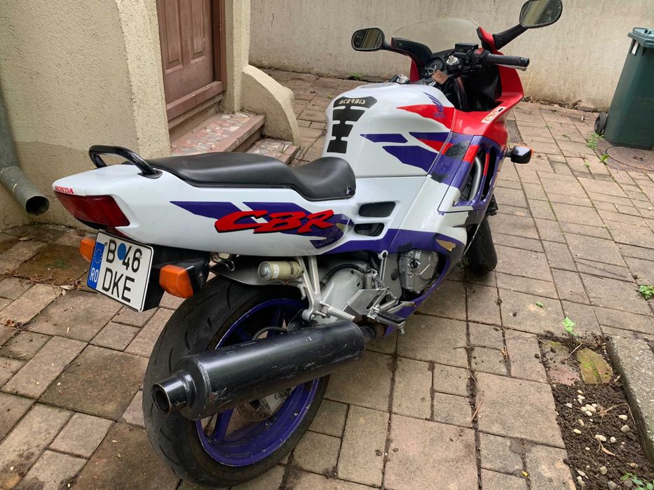 Honda CBR 600 F - fara modificari, toate piesele originale