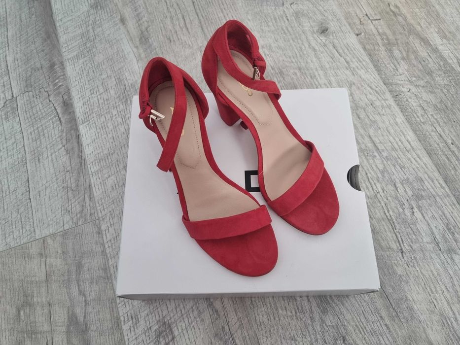 Sandale piele intoarsa Aldo