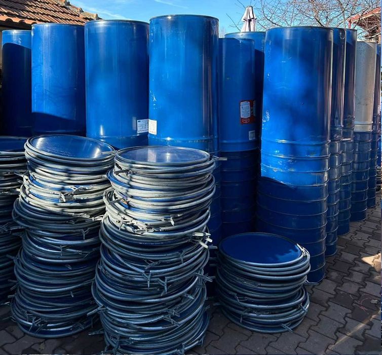 Vând Butoaie  din Tablă – Pentru , Mese la Cafenea și Baruri