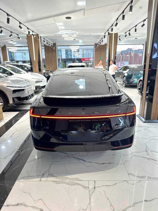 XPENG P7+ 2026 Model 1550 km gibrid Rasmiy sotuvda