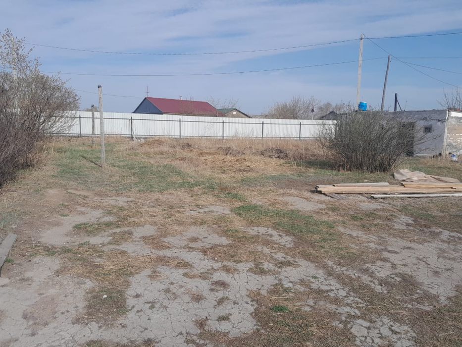 Продам дом п. Ленинский