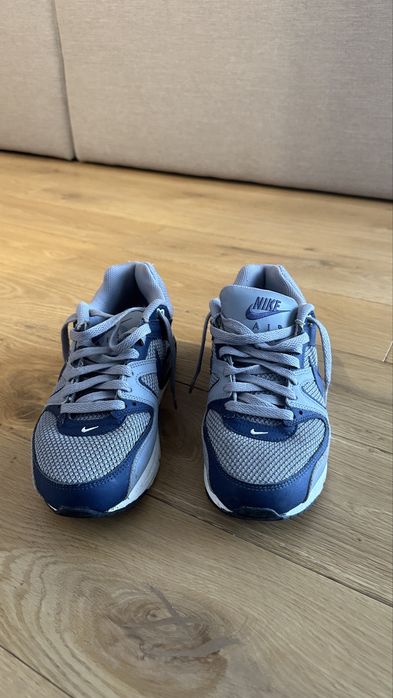 Nike Air Max Command – originali – mărimea 42 – stare bună