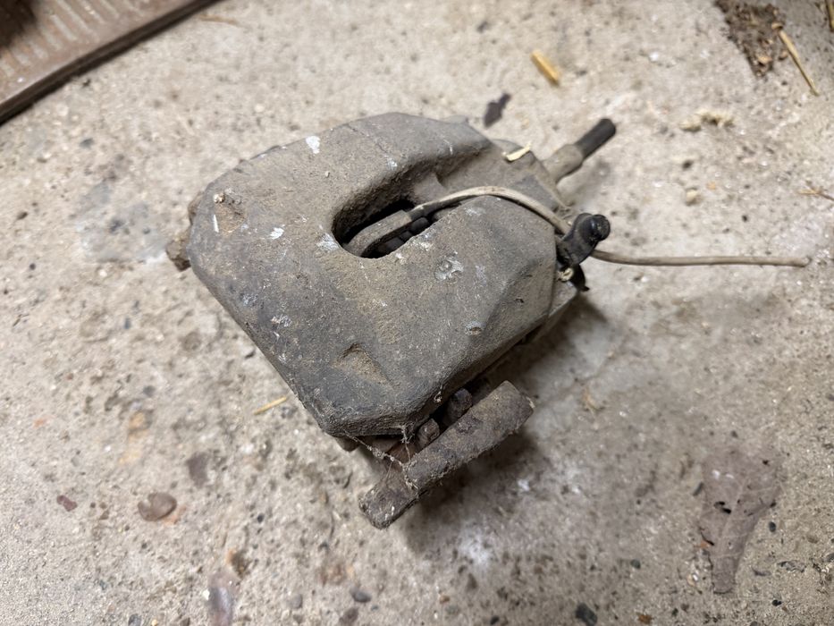 ABS модул и заден спирачен апарат BMW E39