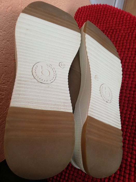 Adidași Bugatti nr 41 piele damă