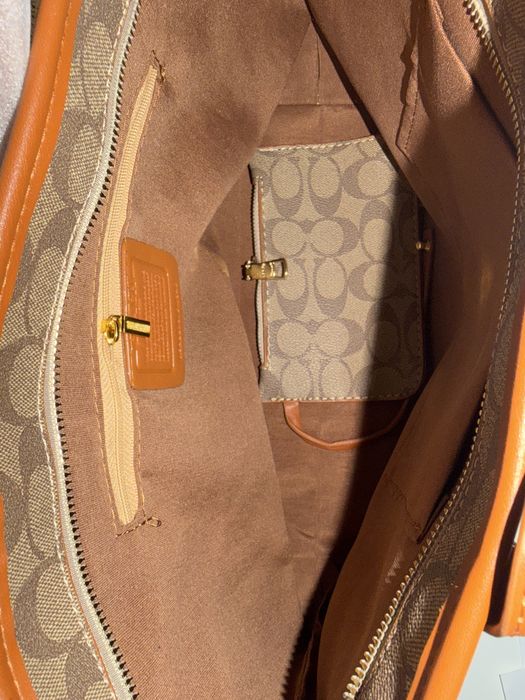 Vând Geanta damă Coach