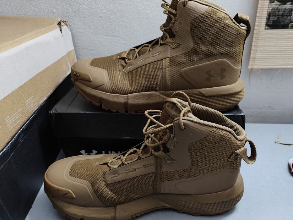 Under armour charged valsetz ghete iarna vibram mărimea 42.5(27cm)
