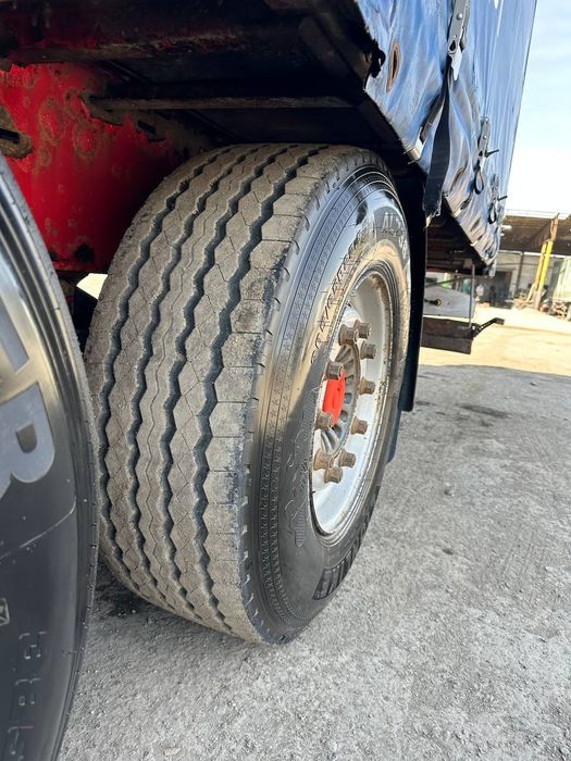 Прицеп KOGEL Сотилади  
 Йили: 2008