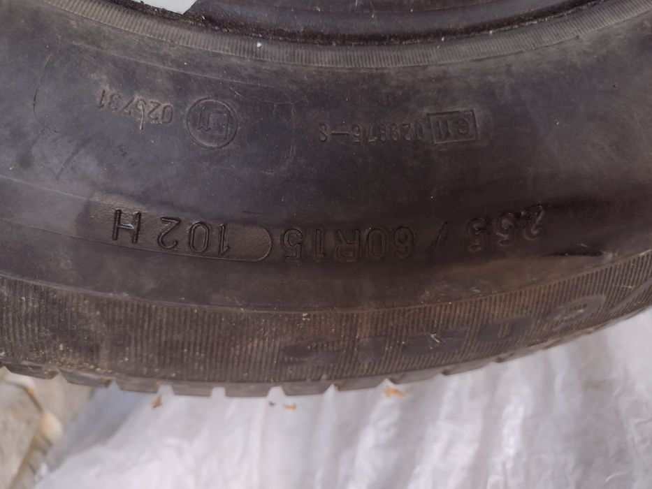 Vând anvelope de vara 265 60 18sau 245 40 19 sau 205 50 15