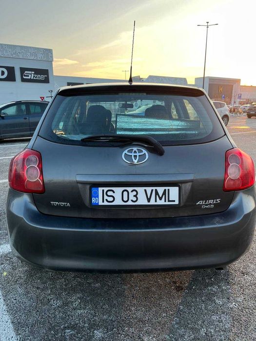 Vand Toyota Auris 1.4 diesel D4D
