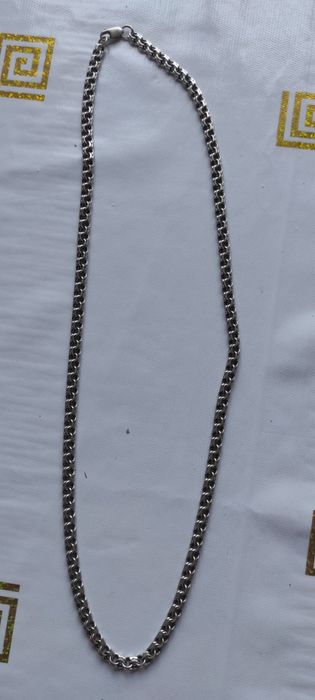 Продам серебряную цепочку