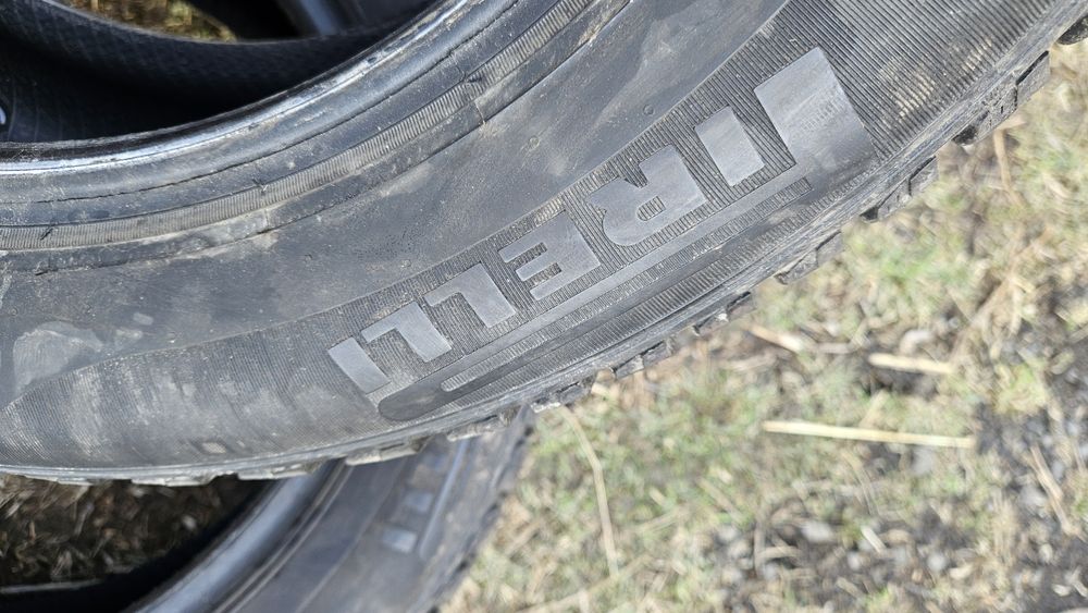 2бр гуми 205 55 16 пирели