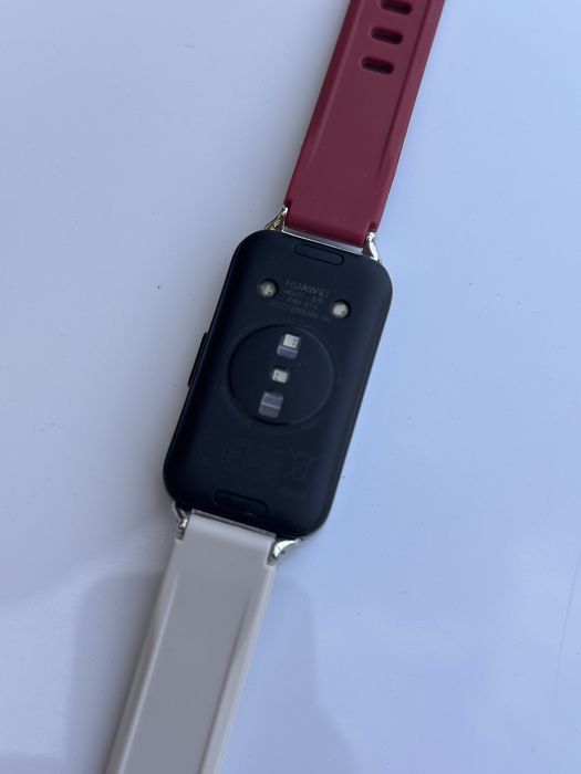 Huawei Band 9 смартбласлет