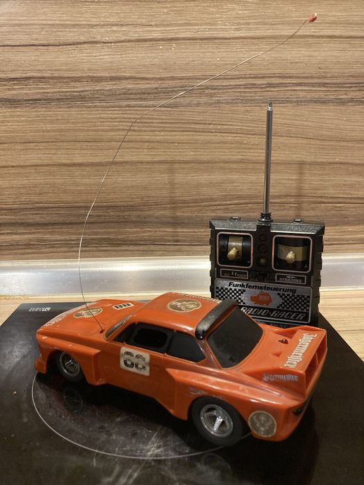 Оригинална японска радиоуправляема количка