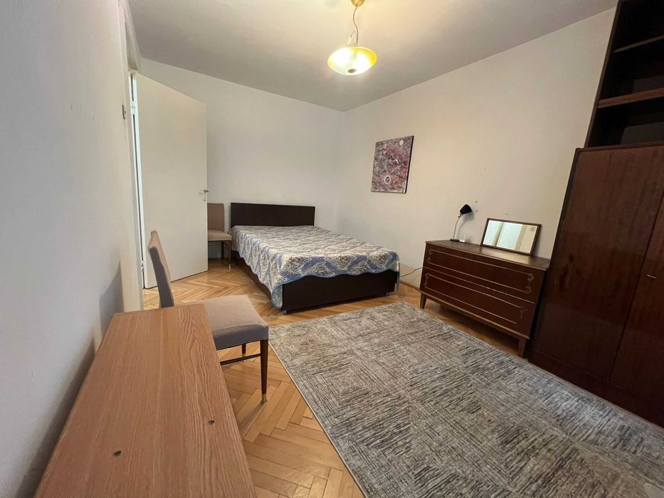 3 camere tatarasi de inchiriat liber, Oancea