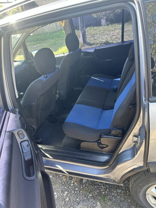 opel zafira 2003 masina de vanzare conditii bune