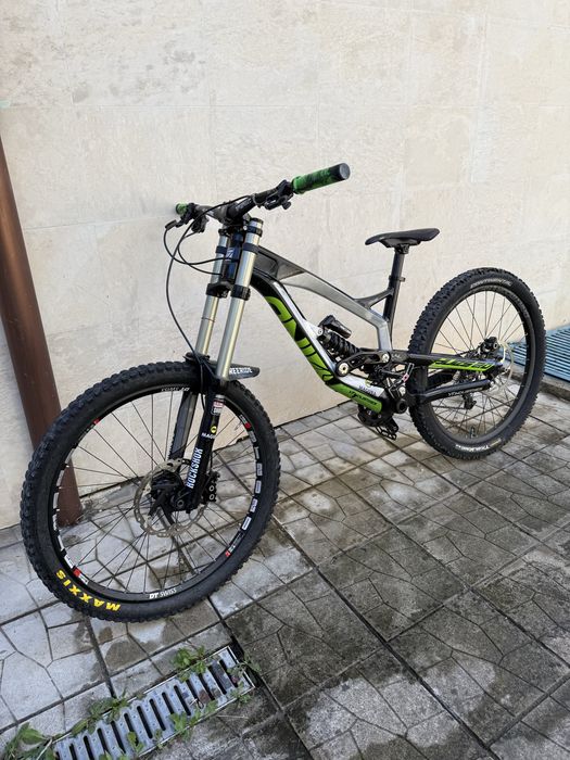 YT Industries Tues 2.0 Comp