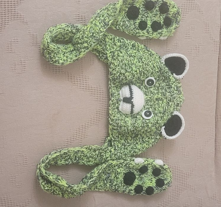 Продам шапку-шарф-варешки, Вьетнам