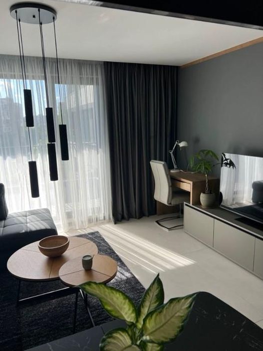 Дава се под наем Двустаен апартамент в София, Левски Г - 67 кв.м за 650 € - Снимка #1