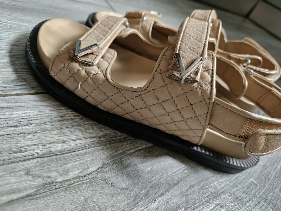 Sandale piele Asra model gen Zara Mango