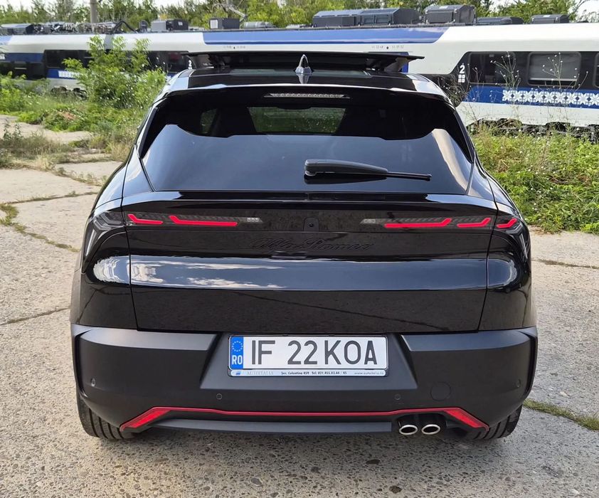 Alfa Romeo Junior 2025 benzină, 29.637 € — imagine 2