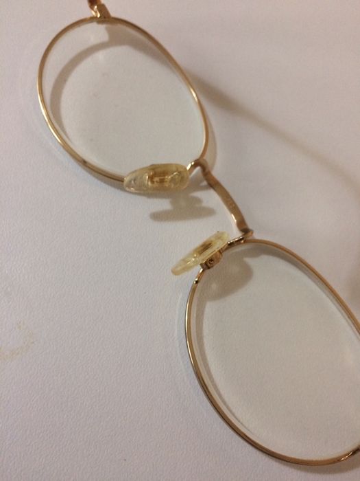 Позлатени рамки за очила Luxottica