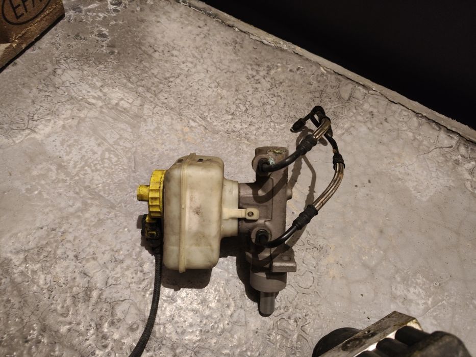 Abs модул голф 4 - 2бр + помпа