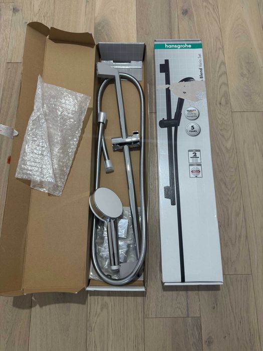 2 Seturi de dus cu baterie hansgrohe argintii