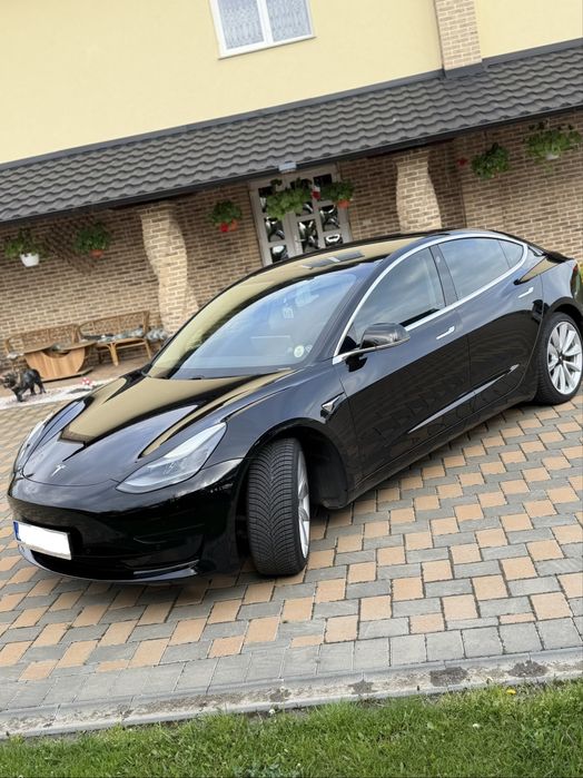 TESLA MODEL 3  Standard Range Plus 2021 baterie LFP 60 KW