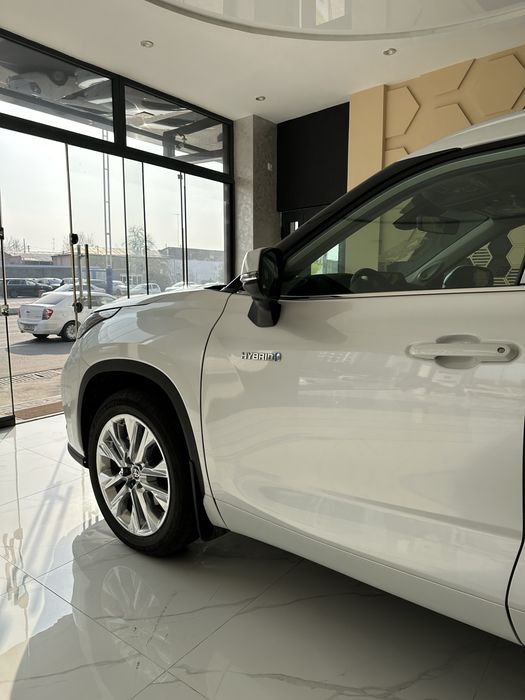 Toyota highlander hybrid 2.5 limited