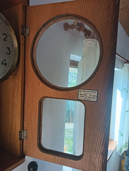 Ceas cu pendul antic