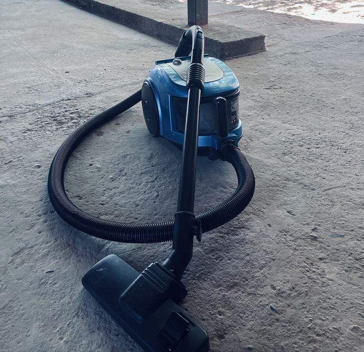 Пылесос срочно .