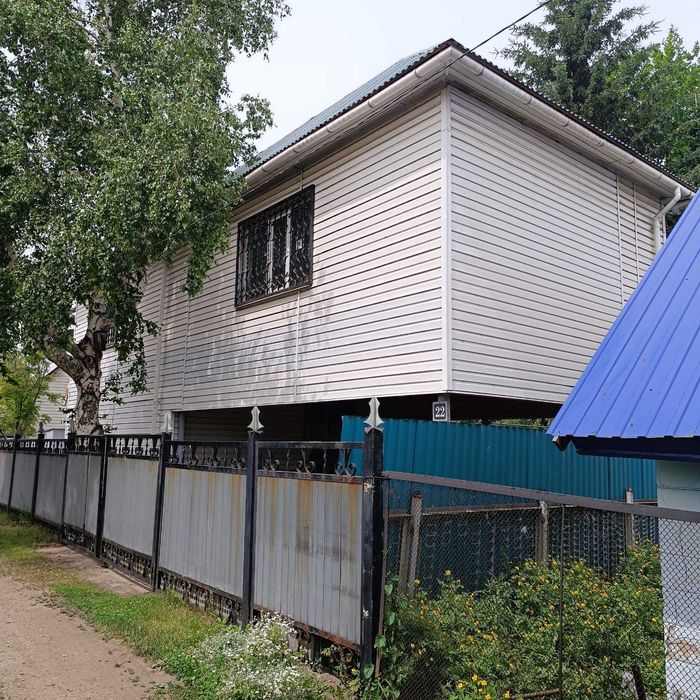 Продается дачный дом в с/т "Кедр"