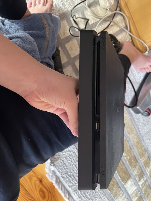 Продажа PS (плэстейшен 4)