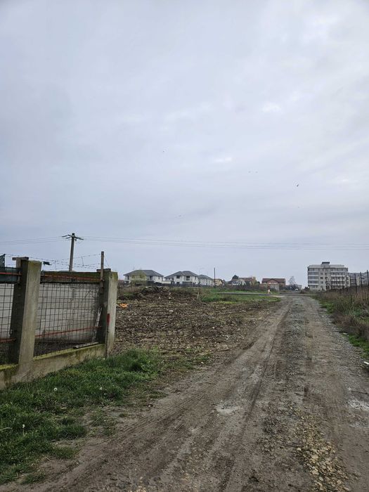 Vand teren Palazu Mare (langa Tomis Plus) 2500mp