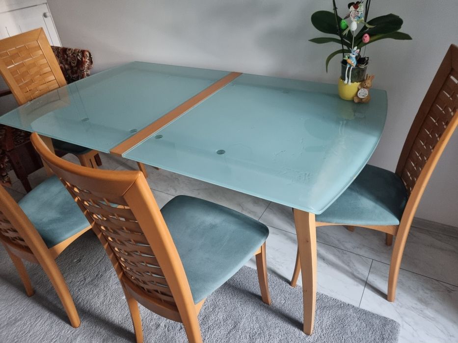 Vand masa + 4 scaune