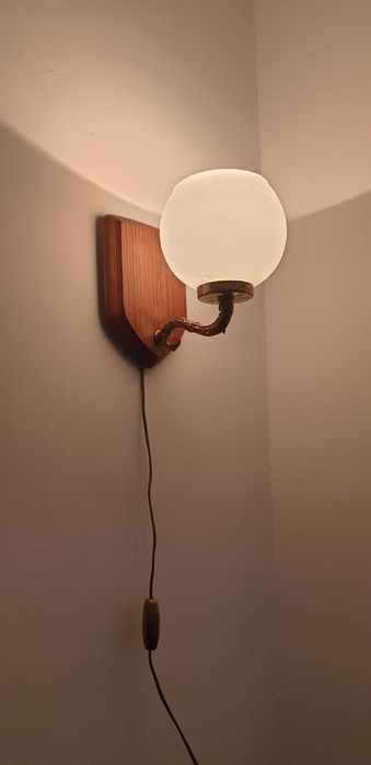 Accesoriu decor lumina vintage colectie alama  opalina Germania 1960