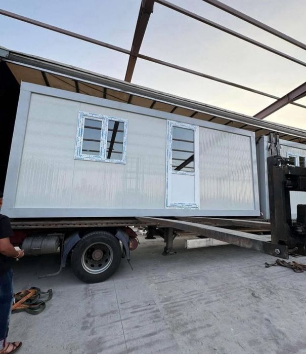 Vând containere modulare