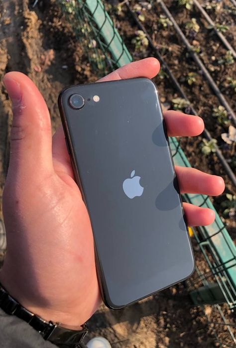 Iphone se 2020 region LL/A 64gb