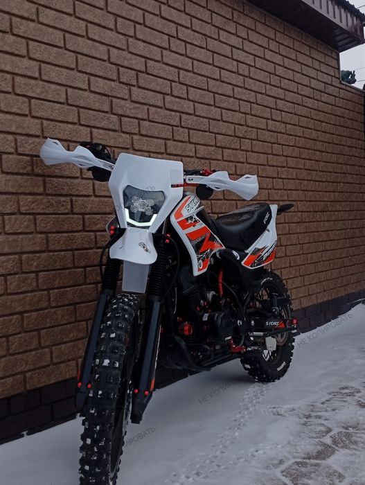 Продам мотоцикл эндуро sucmcc