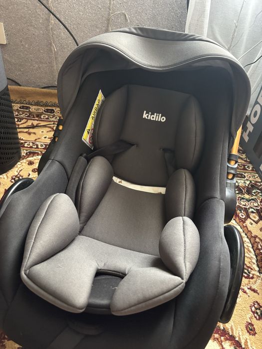Продам автокресло kidilo