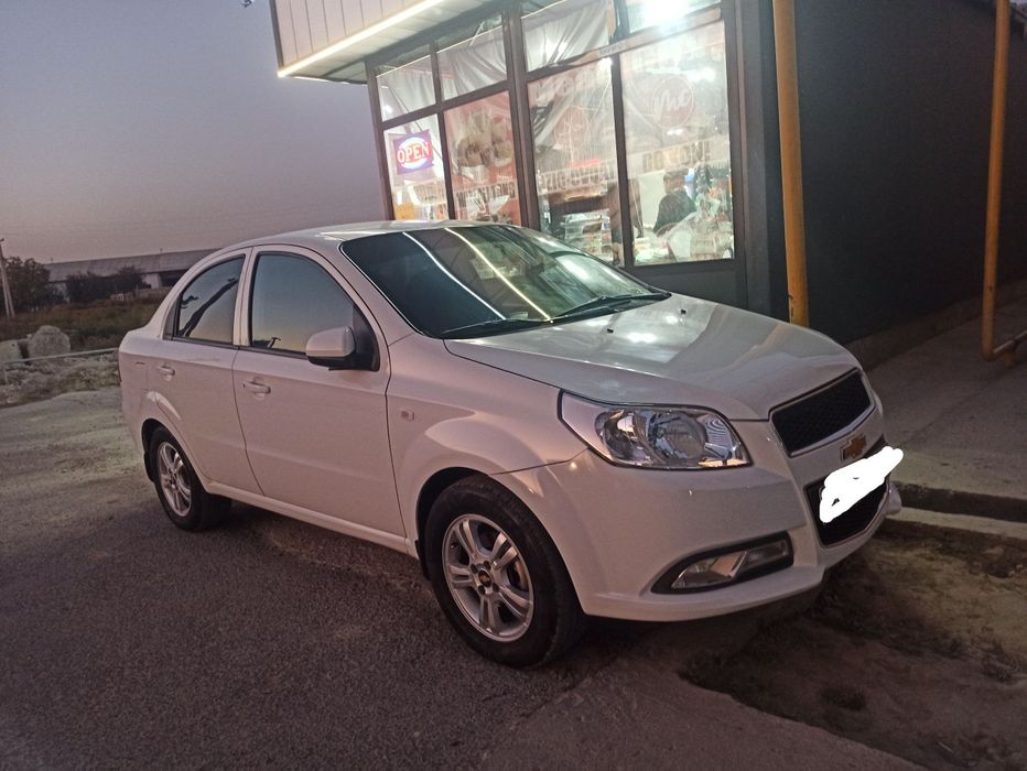 Shevrolet Nexia 3 holati aʼlo. Ayol kishi haydagan. Avtomat karobka.