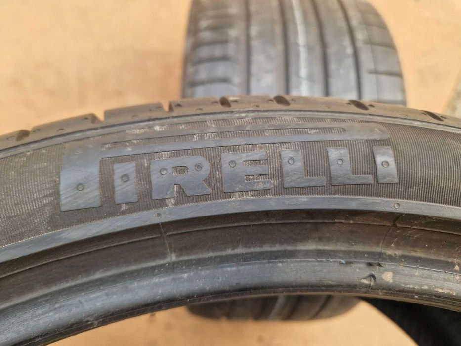 2 Pirelli R21 315/30 Летни гуми  DOT4223