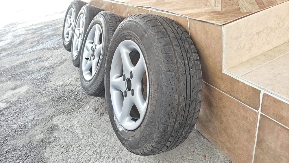 Продам диски с резиной