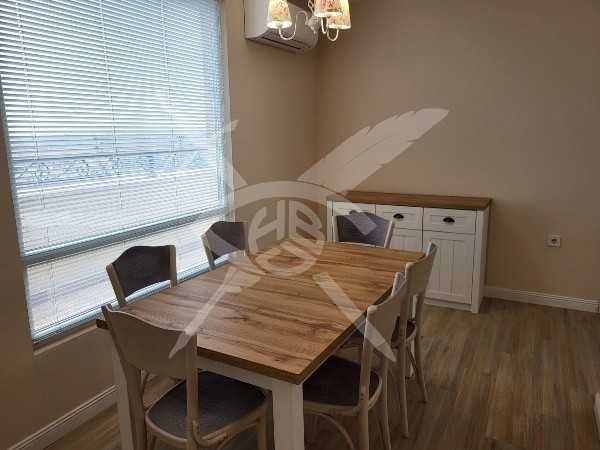 Продава се Четиристаен апартамент в Пловдив, Тракия - 157 кв.м за 1529 €/кв.м - Снимка #1