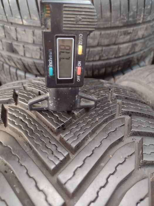 Почти нови 4бр.205/50/17 Michelin Alpin6 dot1721