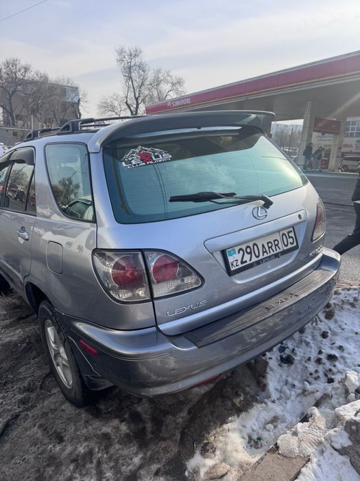 Продам машину с пробегом