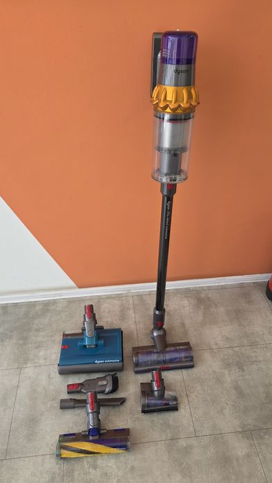 Прахосмукачка DYSON V12